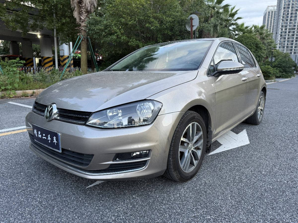 Volkswagen Golf 2016 car image 