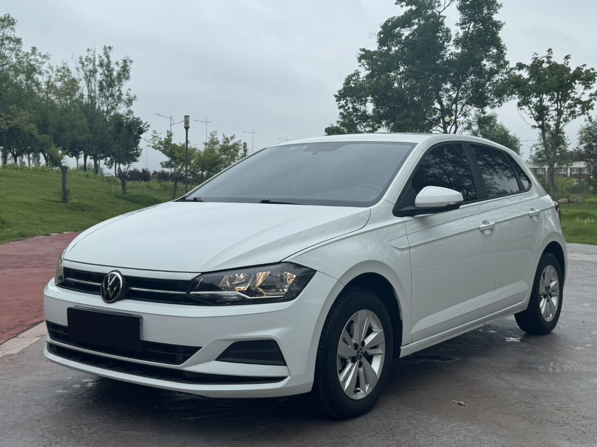 Volkswagen Polo 2024 car image 