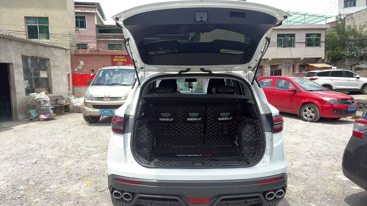 GEELY Coolray 2022 #4 GEELY Coolray 2022 car image #4