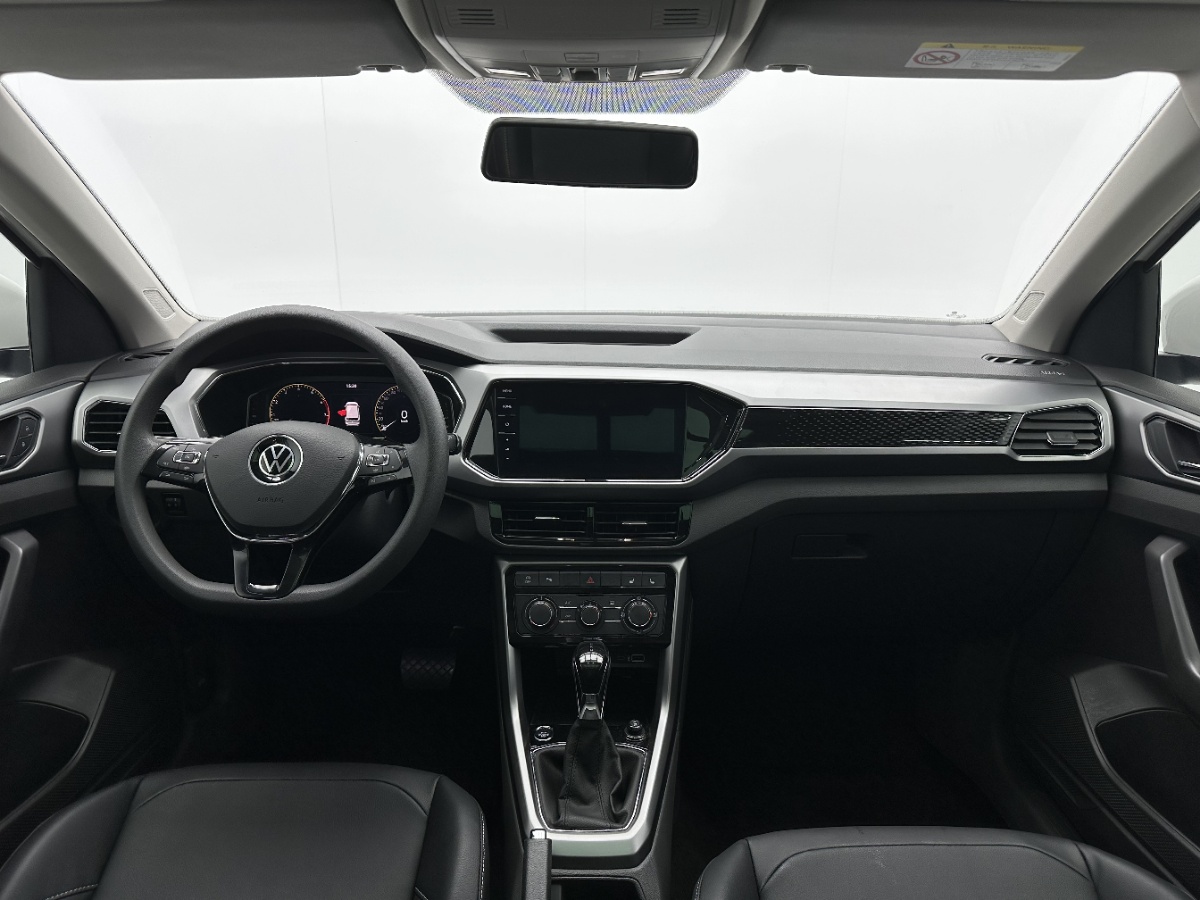 Volkswagen T-Cross 2023 #7 Volkswagen T-Cross 2023 car image #7