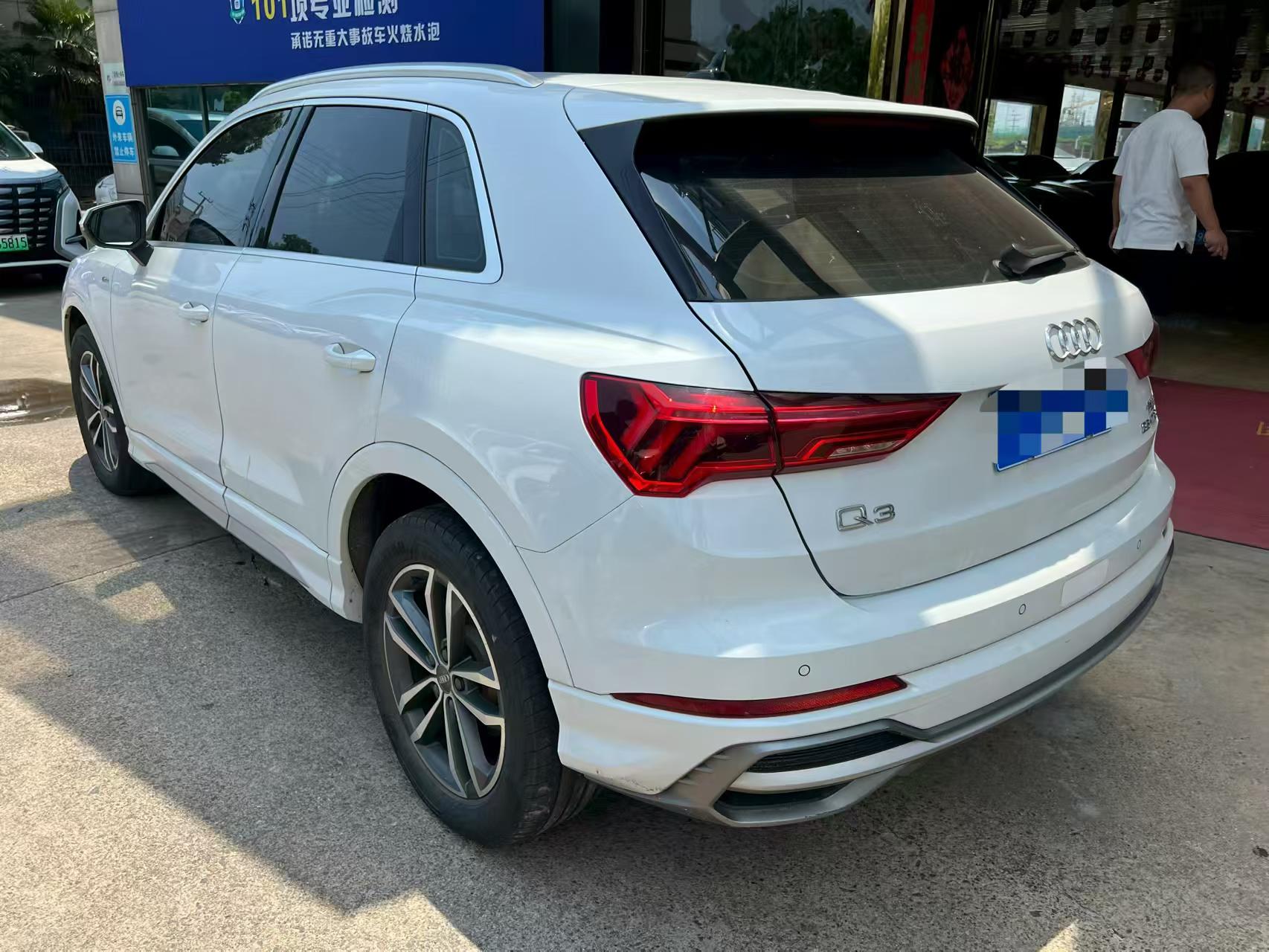 Audi Q3 2021 #4 Audi Q3 2021 car image #4
