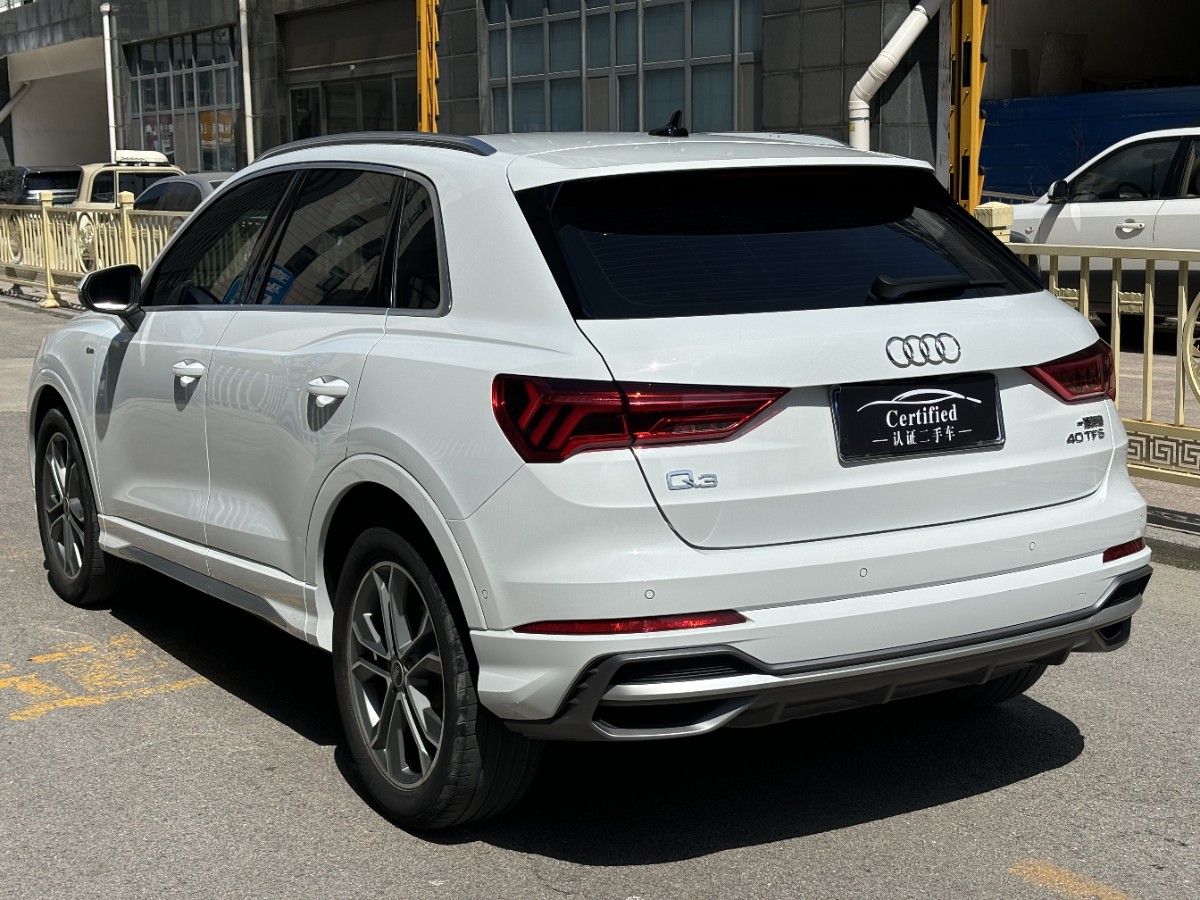 Audi Q3 2021 #9 Audi Q3 2021 car image #9