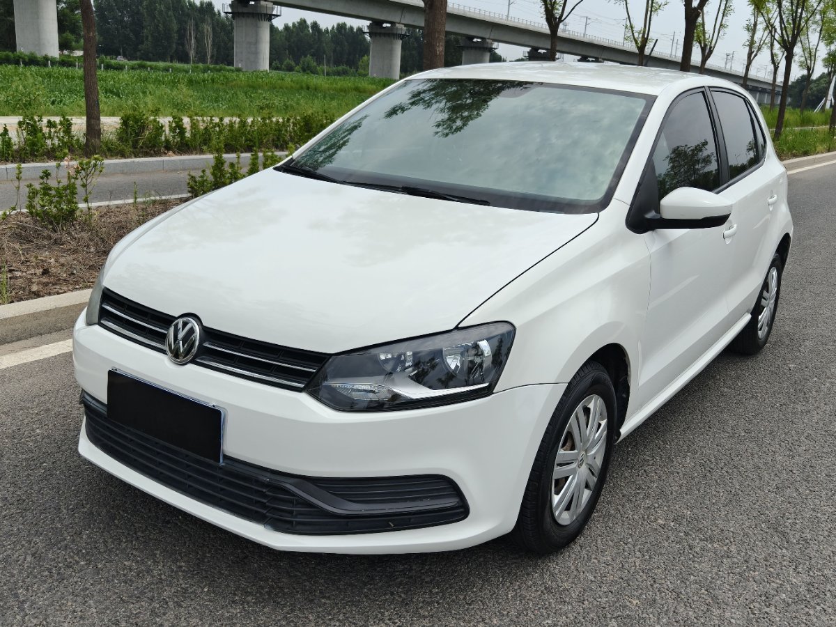Volkswagen Polo 2017 car image 