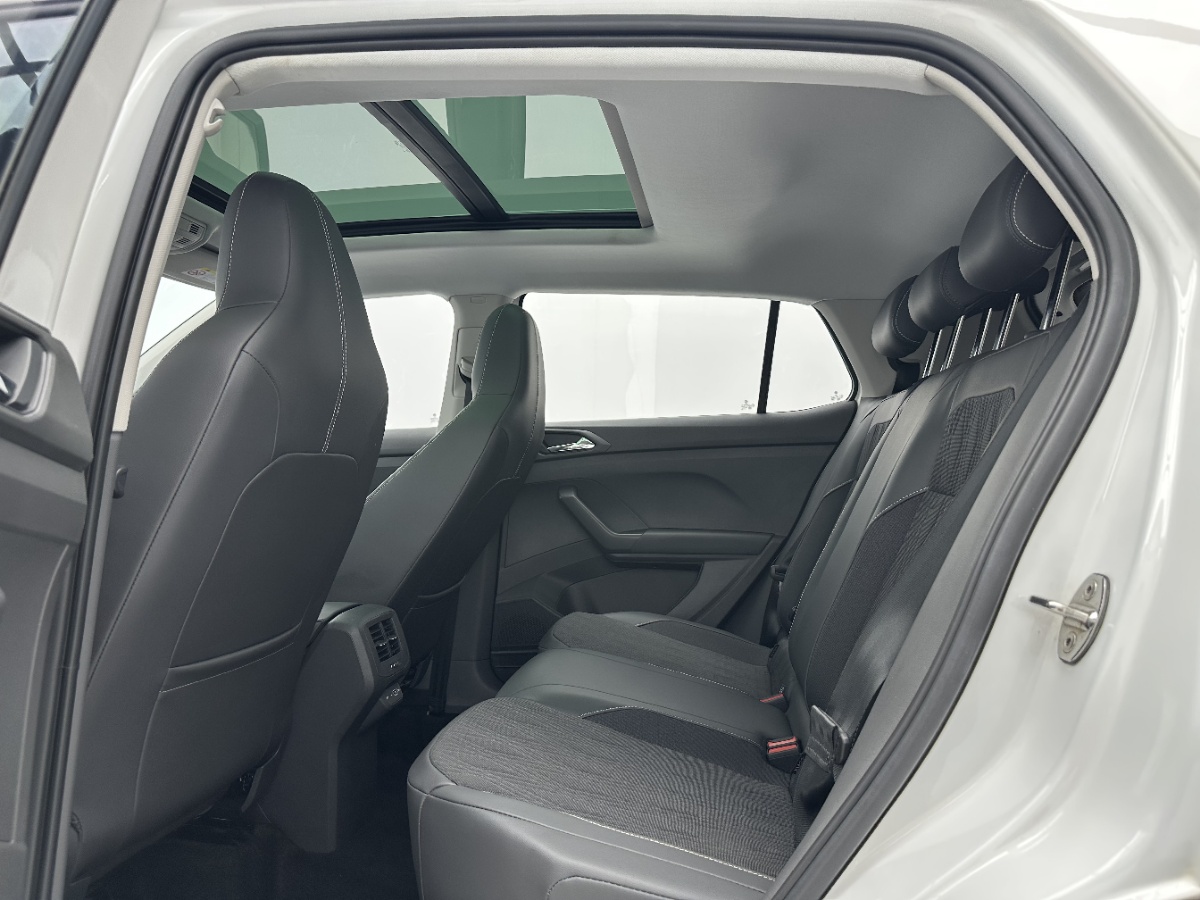 Volkswagen T-Cross 2022 #6 Volkswagen T-Cross 2022 car image #6