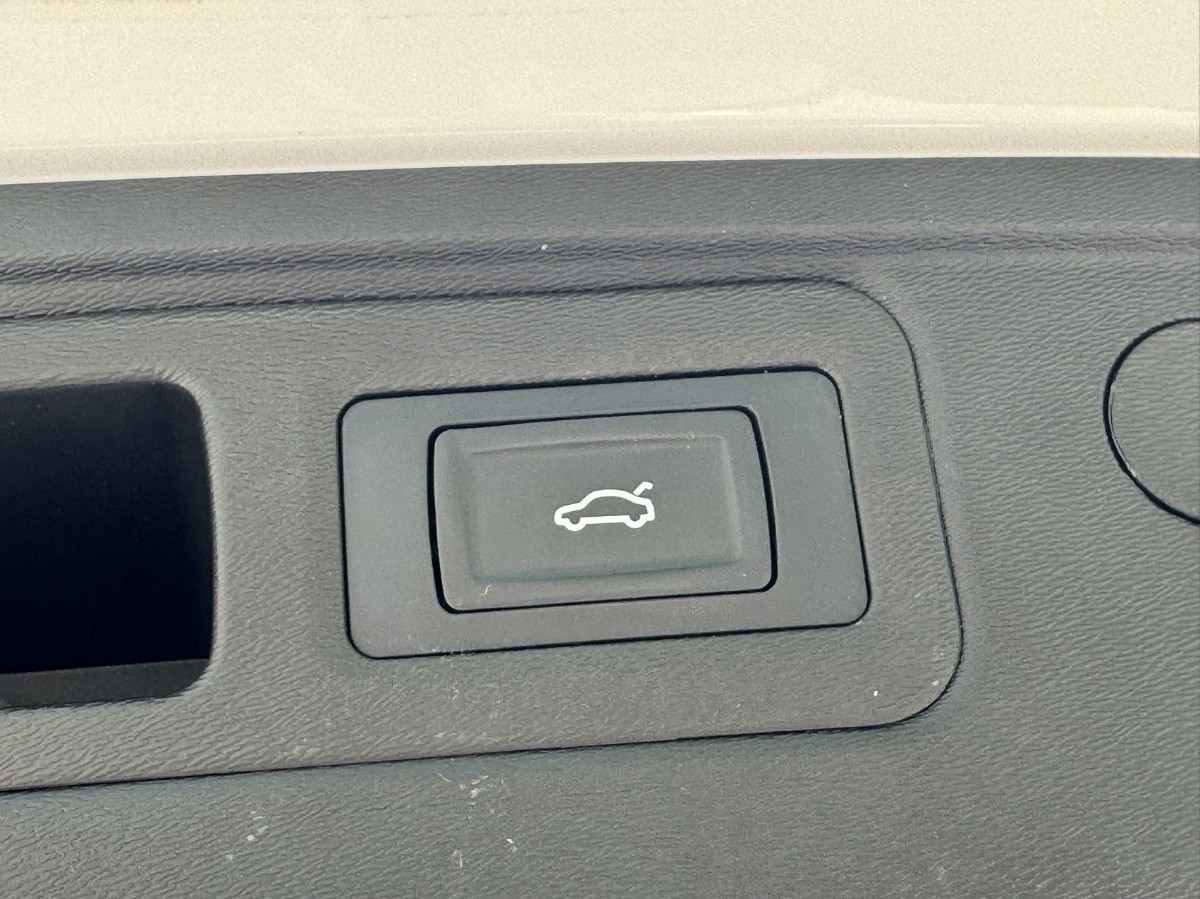 Jetour X70 PLUS 2025 #10 Jetour X70 PLUS 2025 car image #10