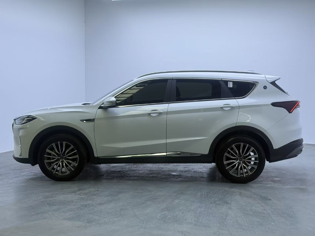 Jetour X70 PLUS 2024 car image #4