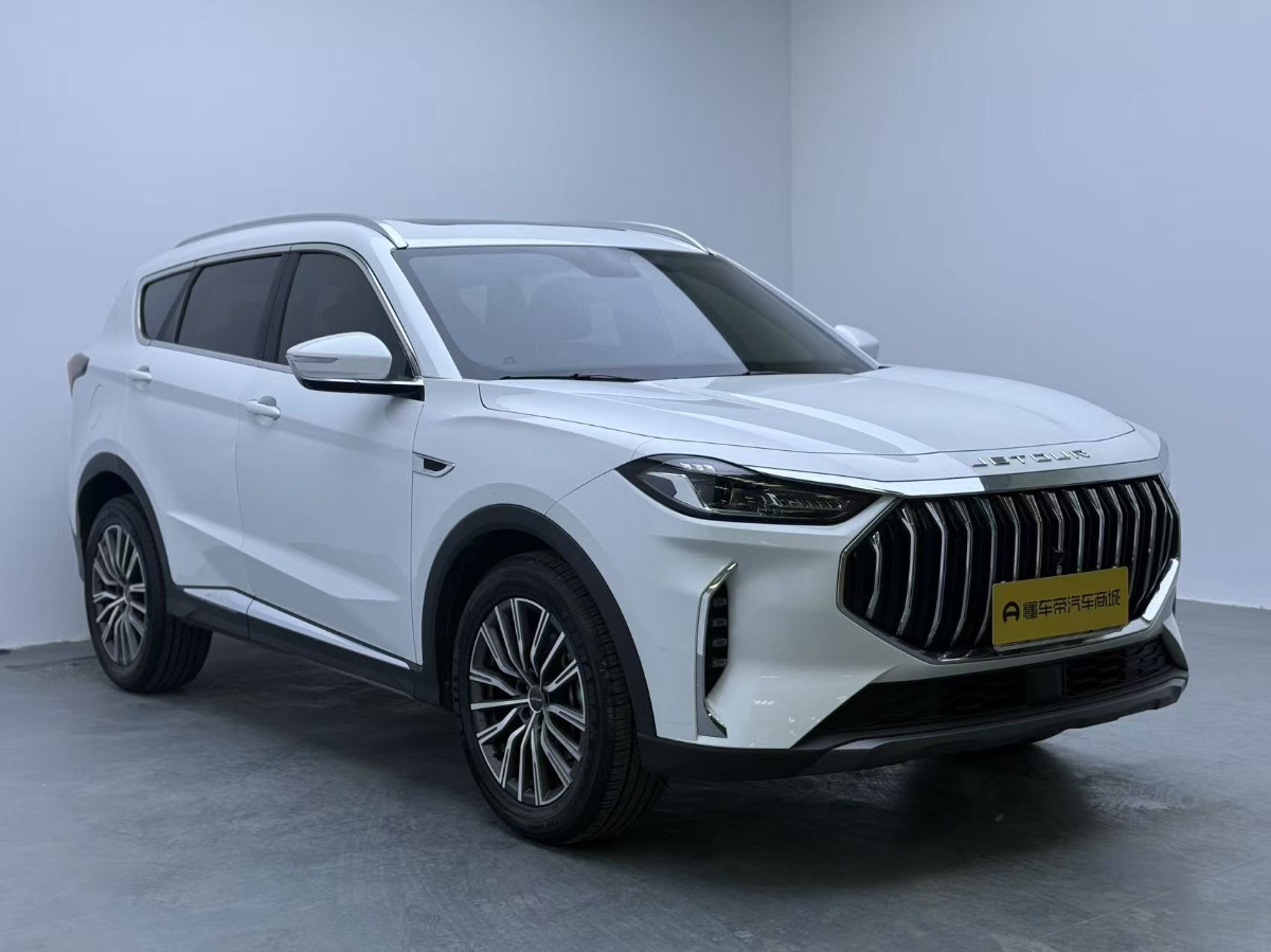 Jetour X70 PLUS 2024 car image #2