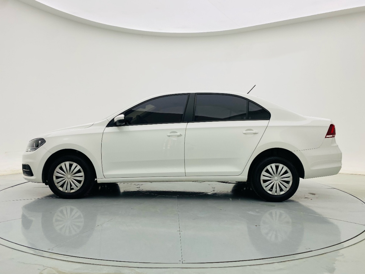 Volkswagen Santana 2021 immagine di auto #4