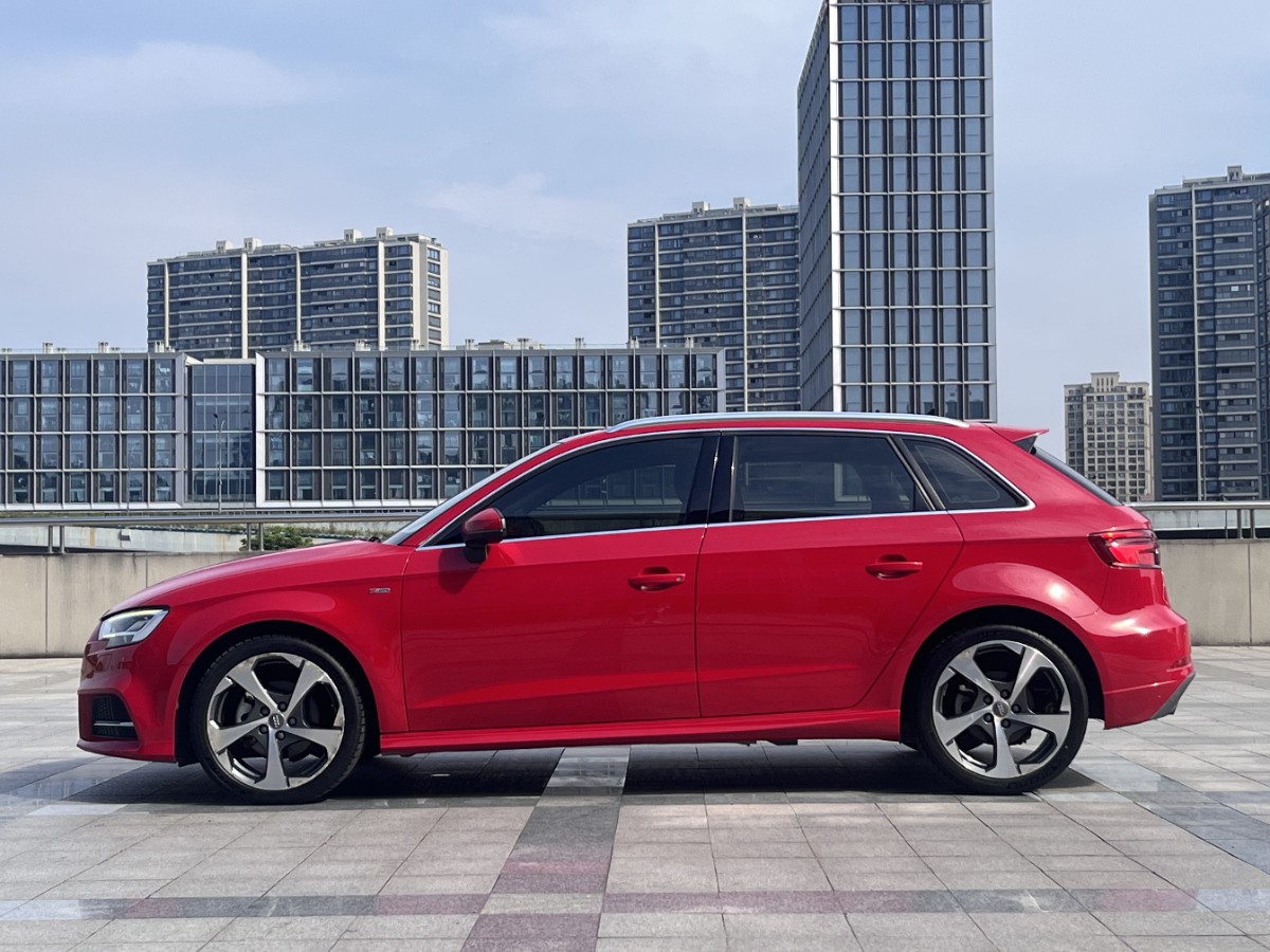Audi A3 2019 #4 Audi A3 2019 car image #4