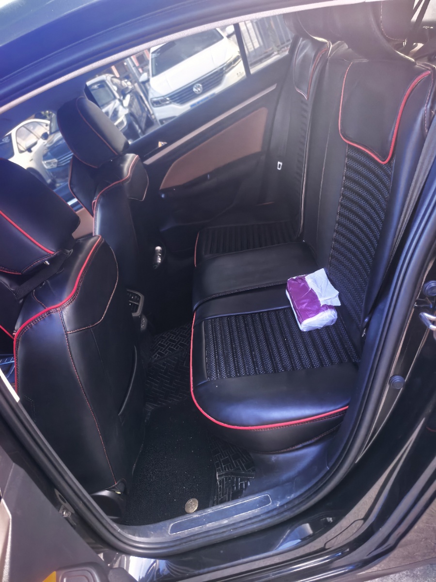 Volkswagen Bora 2023 car image #5