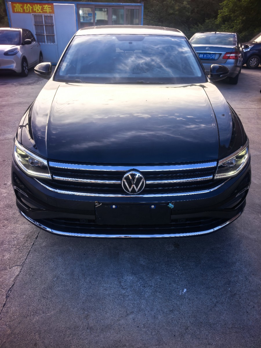 Volkswagen Bora 2023 car image #2