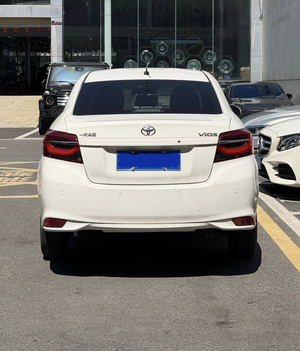 Toyota Vios 2022 car image #3