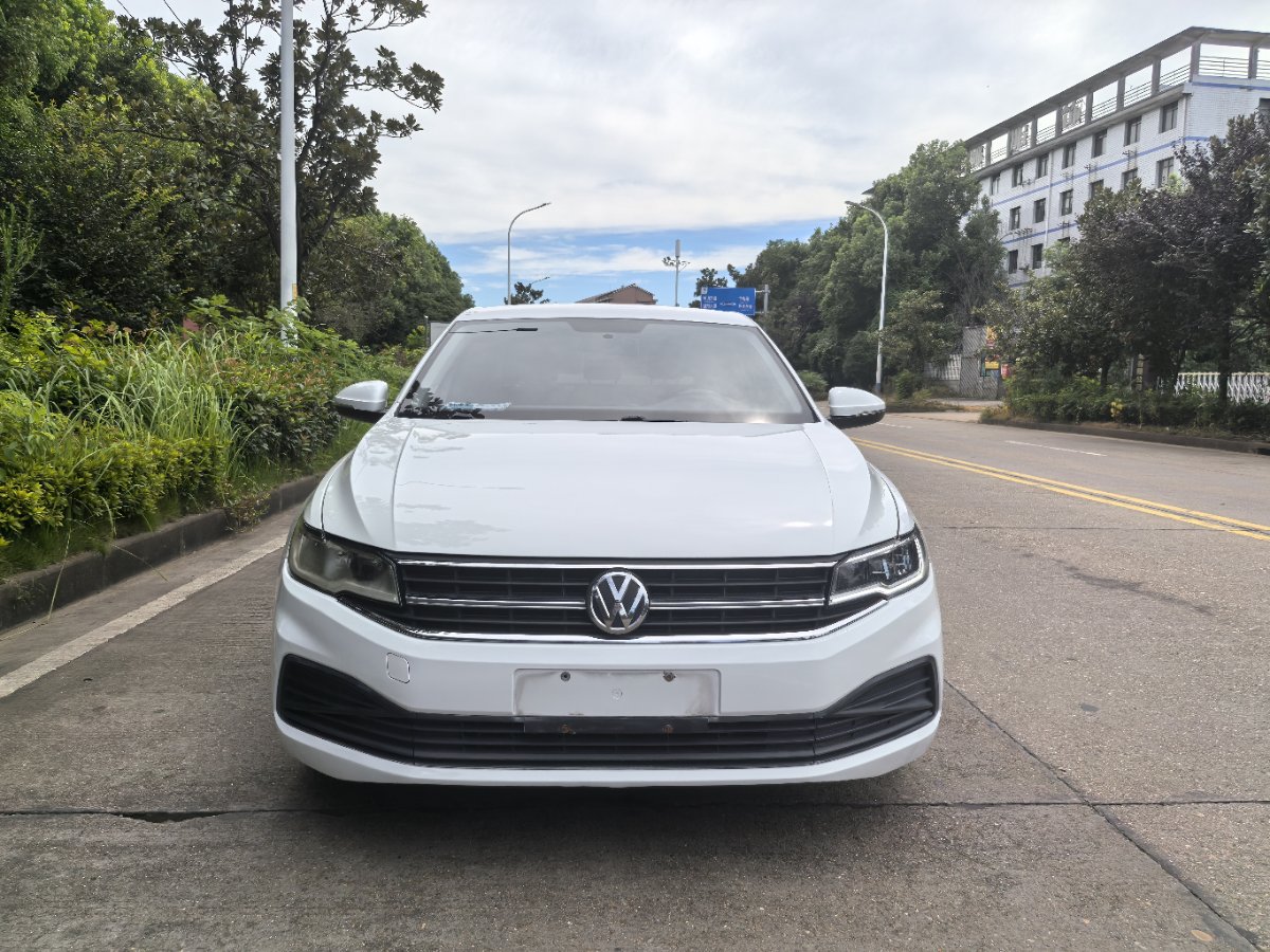Volkswagen Bora 2022 car image #3
