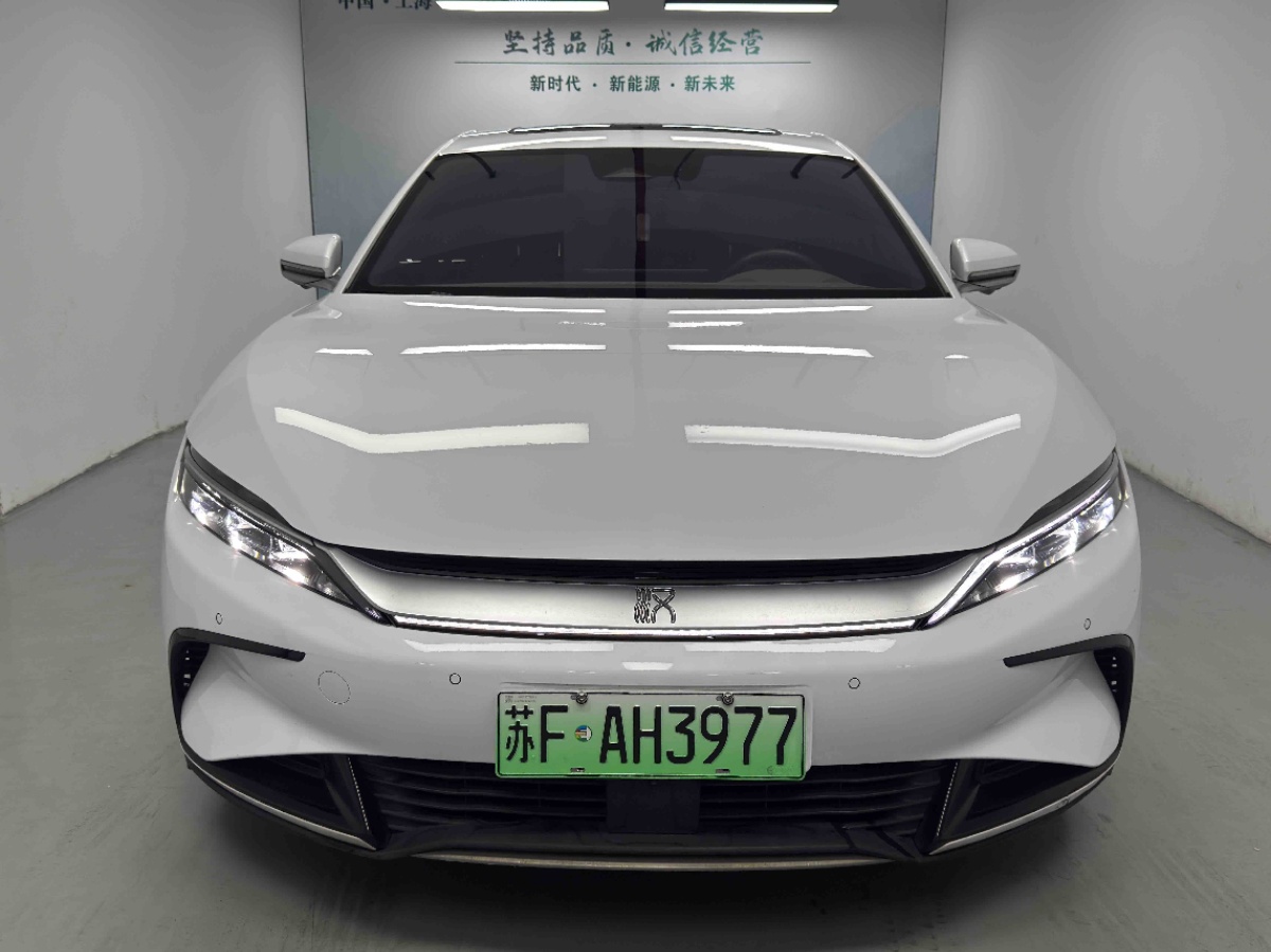 BYD Han 2023 car image #2