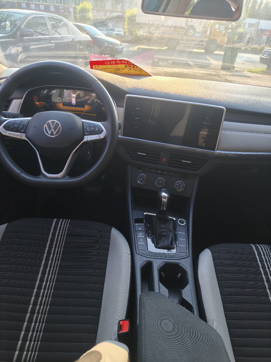 Volkswagen Bora 2023 immagine di auto #5