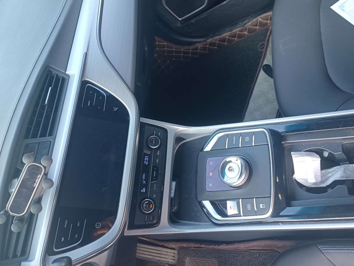GEELY Emgrand GSe 2018 car image #5
