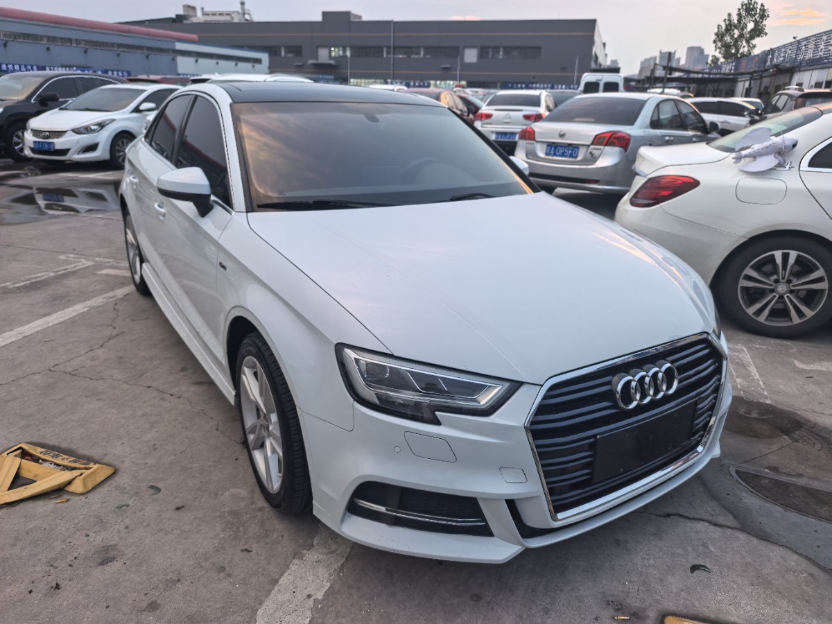 Audi A3 2019 #2 Audi A3 2019 car image #2