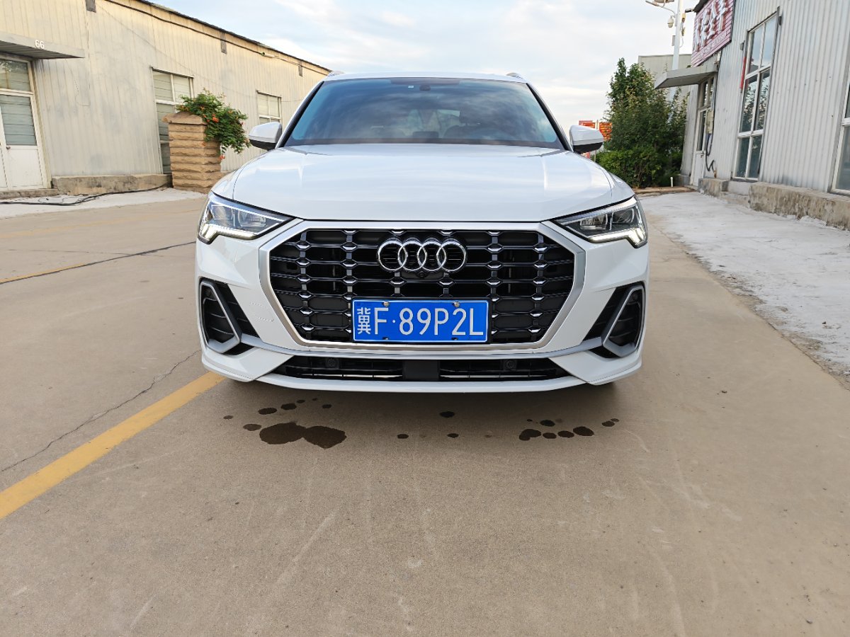 Audi Q3 2022 #2 Audi Q3 2022 car image #2