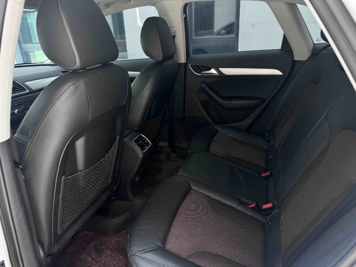 Audi Q3 2019 #9 Audi Q3 2019 car image #9