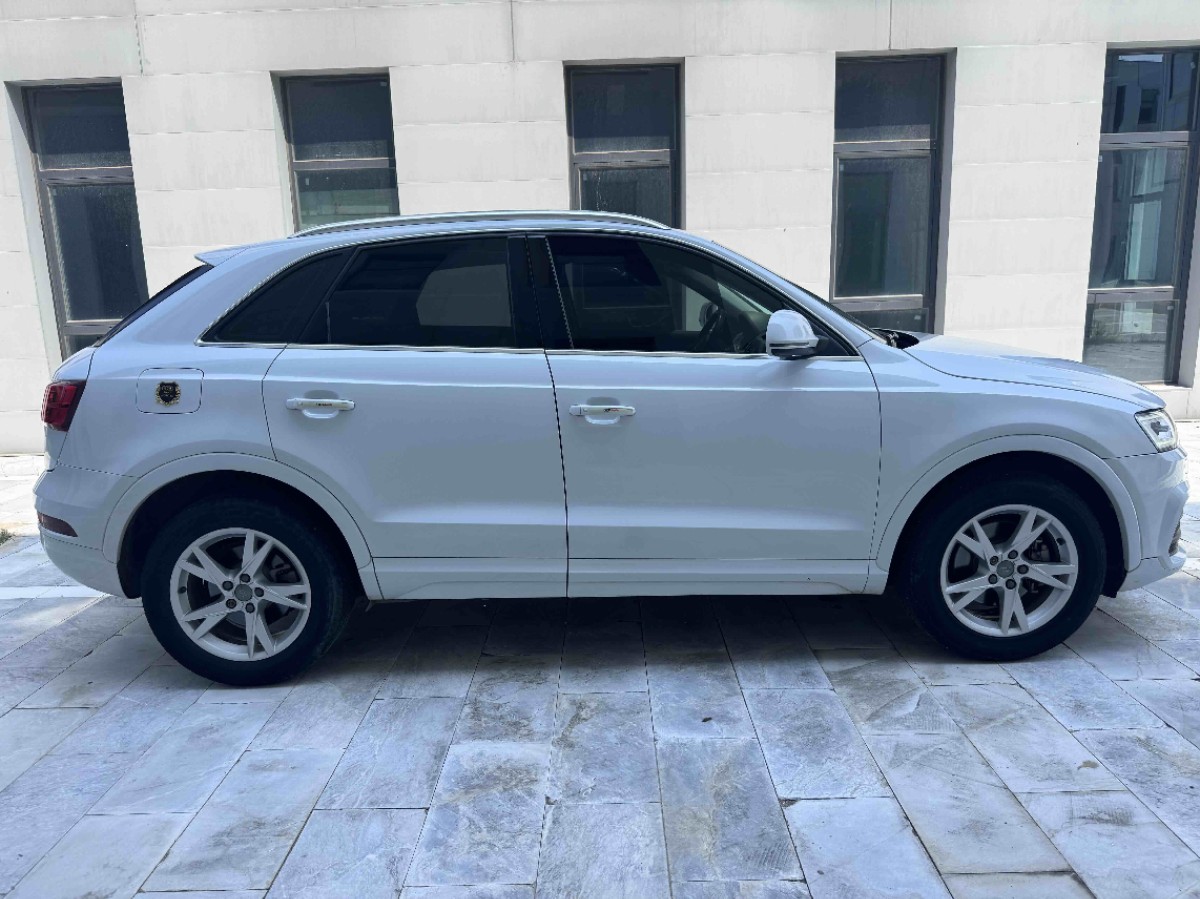 Audi Q3 2019 #4 Audi Q3 2019 car image #4