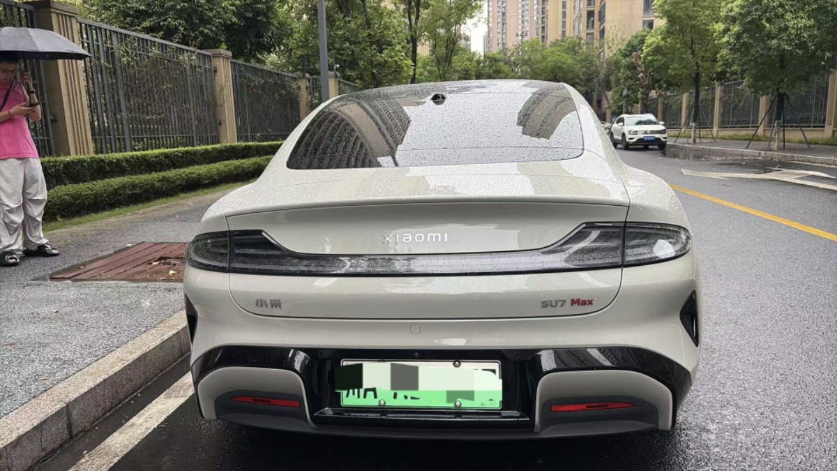MI SU7 2024 car image #5