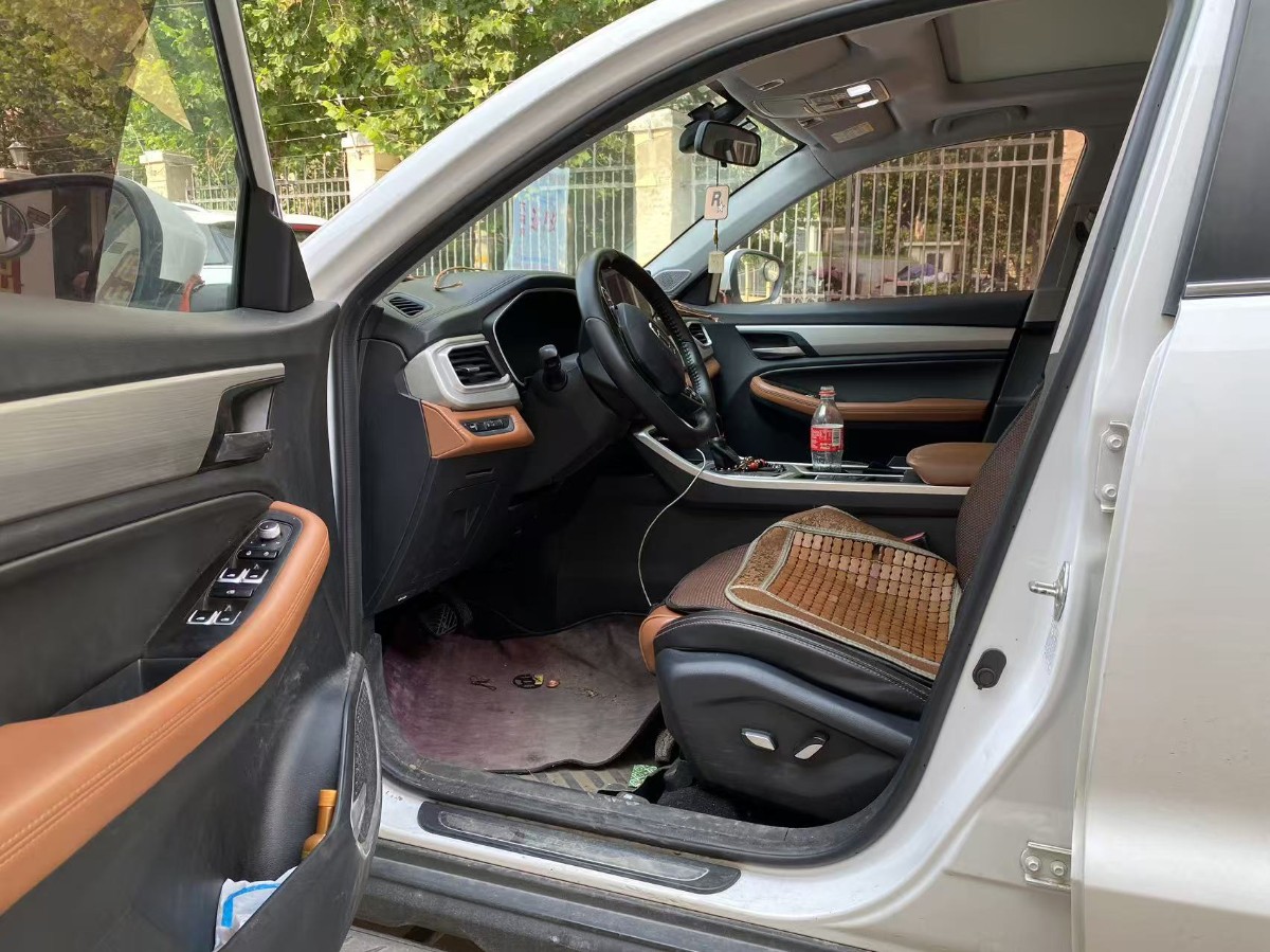 GEELY Vision X6 2020 #5 GEELY Vision X6 2020 car image #5