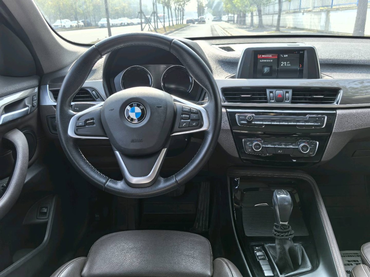 BMW X1 2018 #9 BMW X1 2018 car image #9
