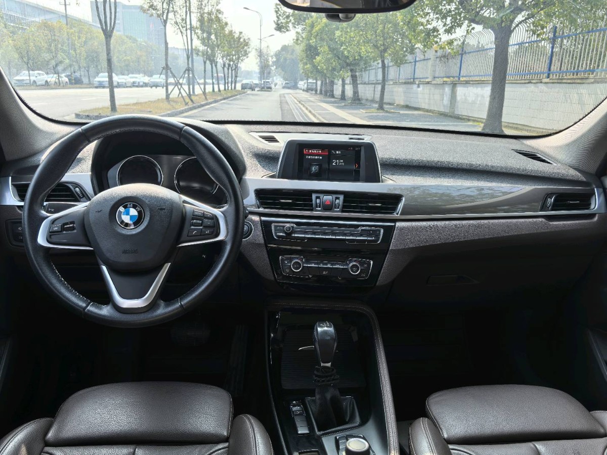 BMW X1 2018 #8 BMW X1 2018 car image #8