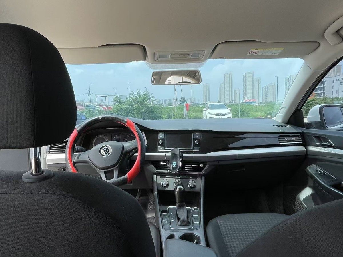 Volkswagen Bora 2019 car image #3