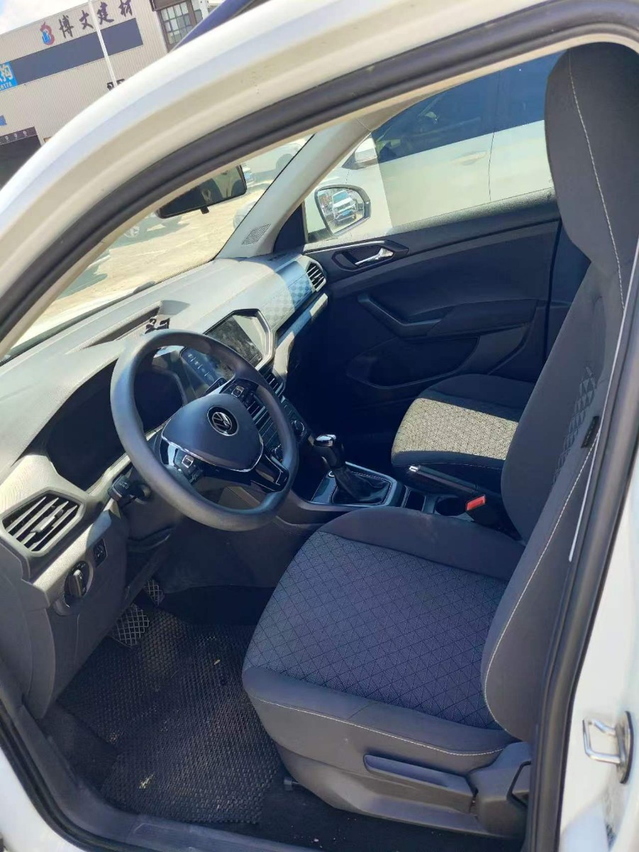 Volkswagen T-Cross 2023 #6 Volkswagen T-Cross 2023 car image #6