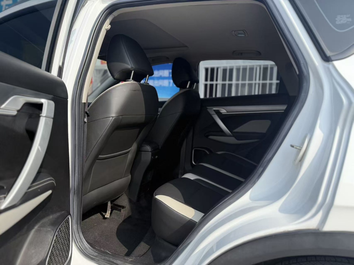 GEELY Coolray 2021 #12 GEELY Coolray 2021 car image #12