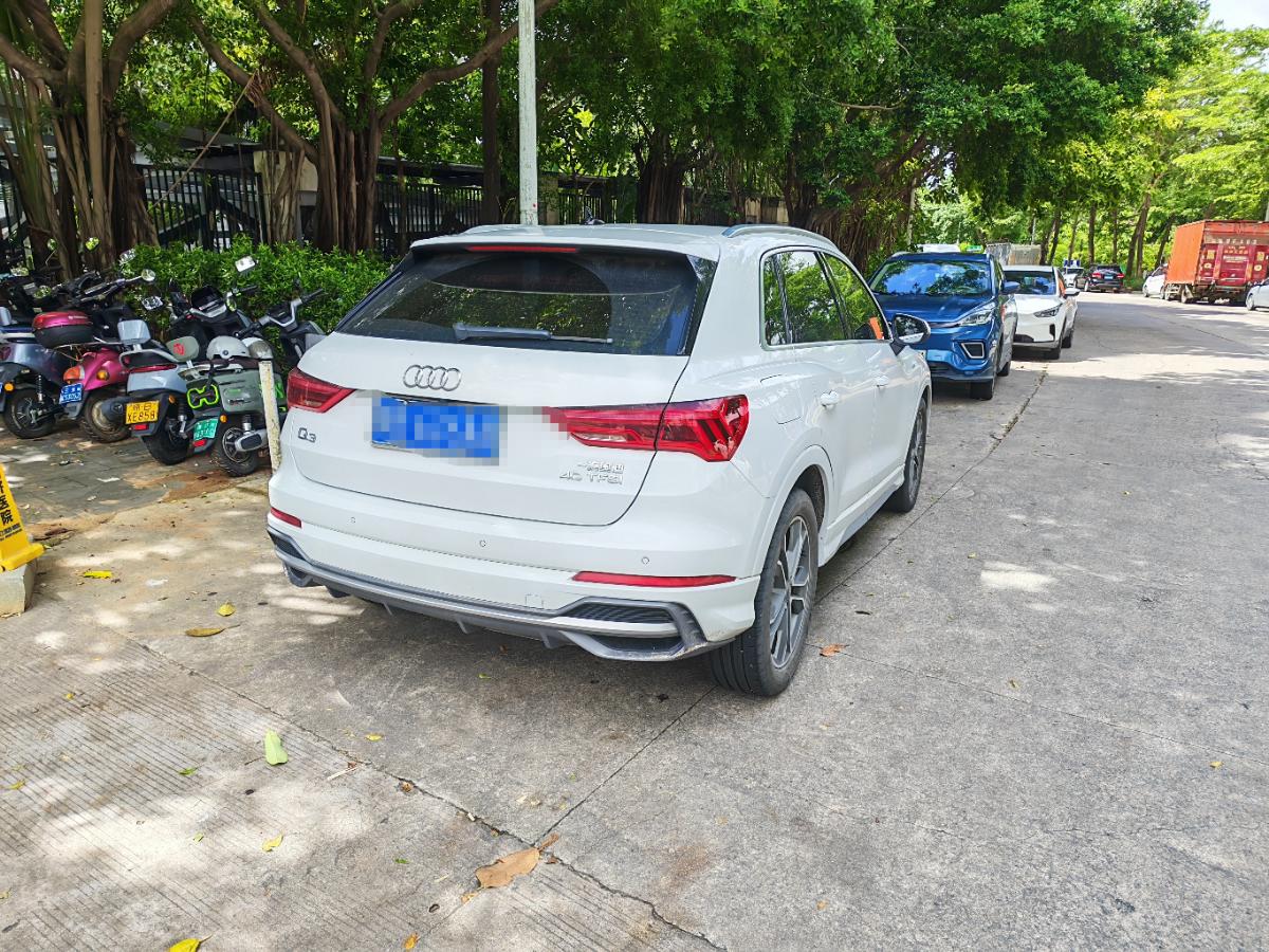 Audi Q3 2020 car image #4
