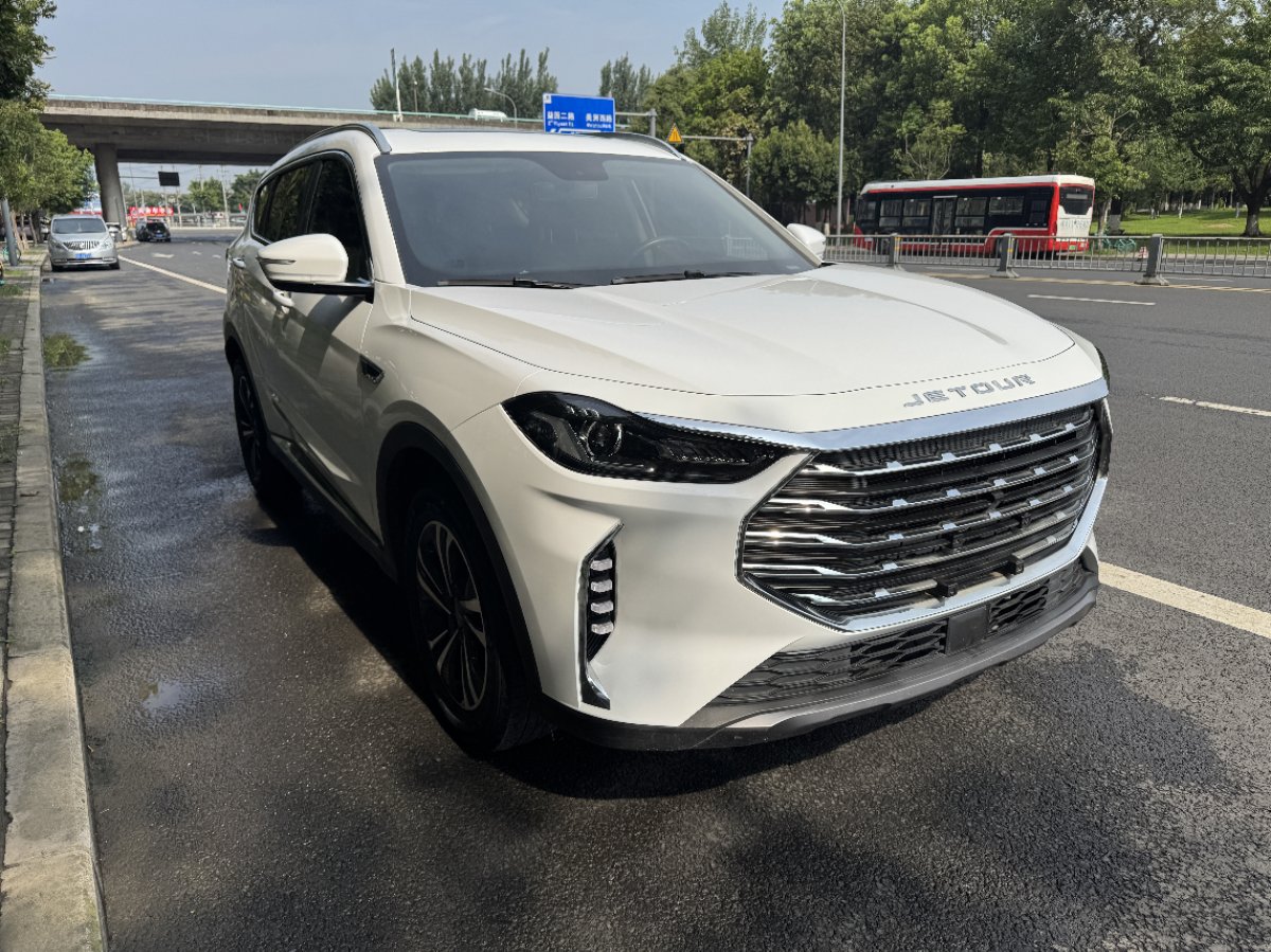 Jetour X70 PLUS 2022 car image #3