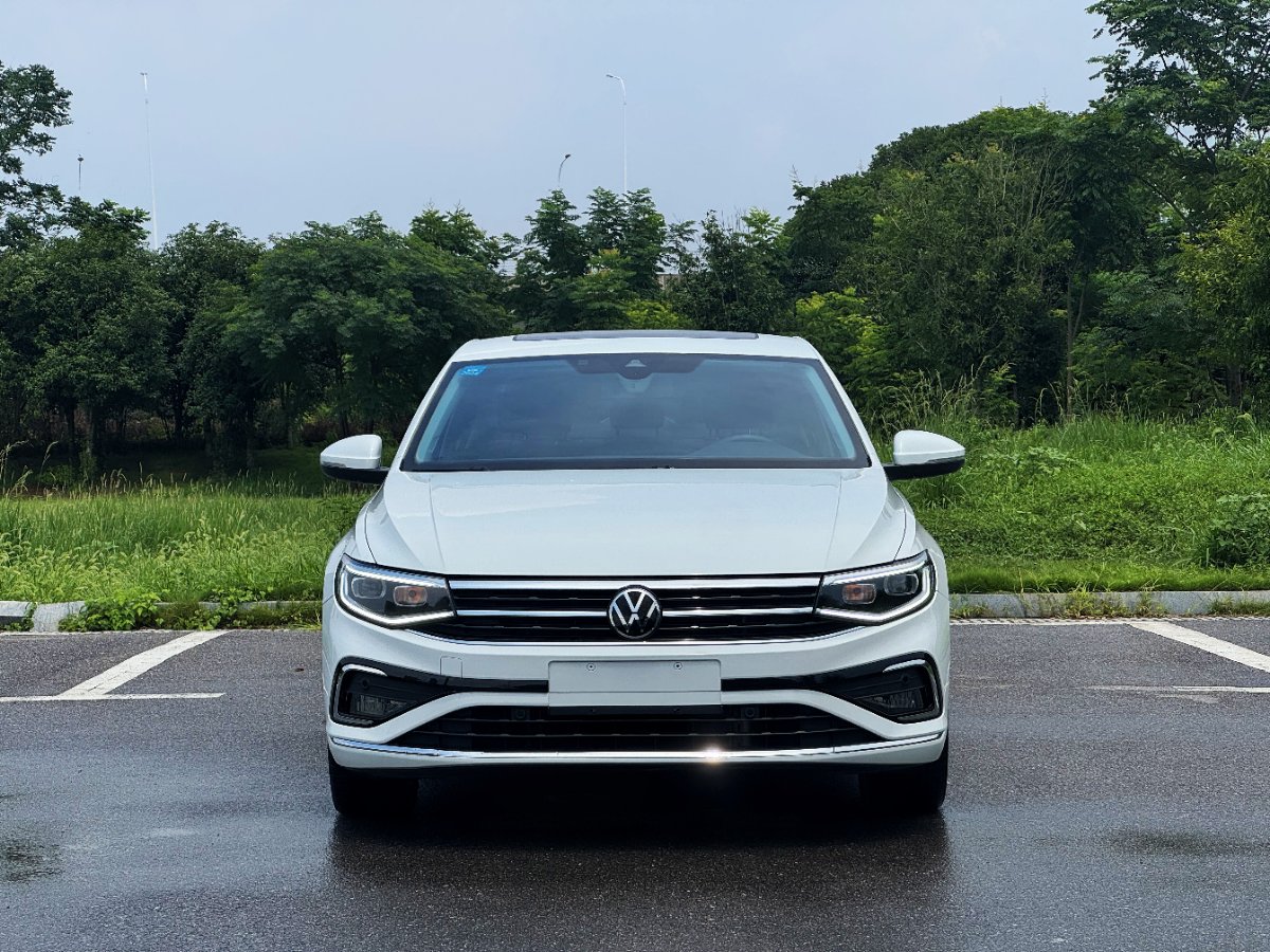 Volkswagen Bora 2022 car image #2