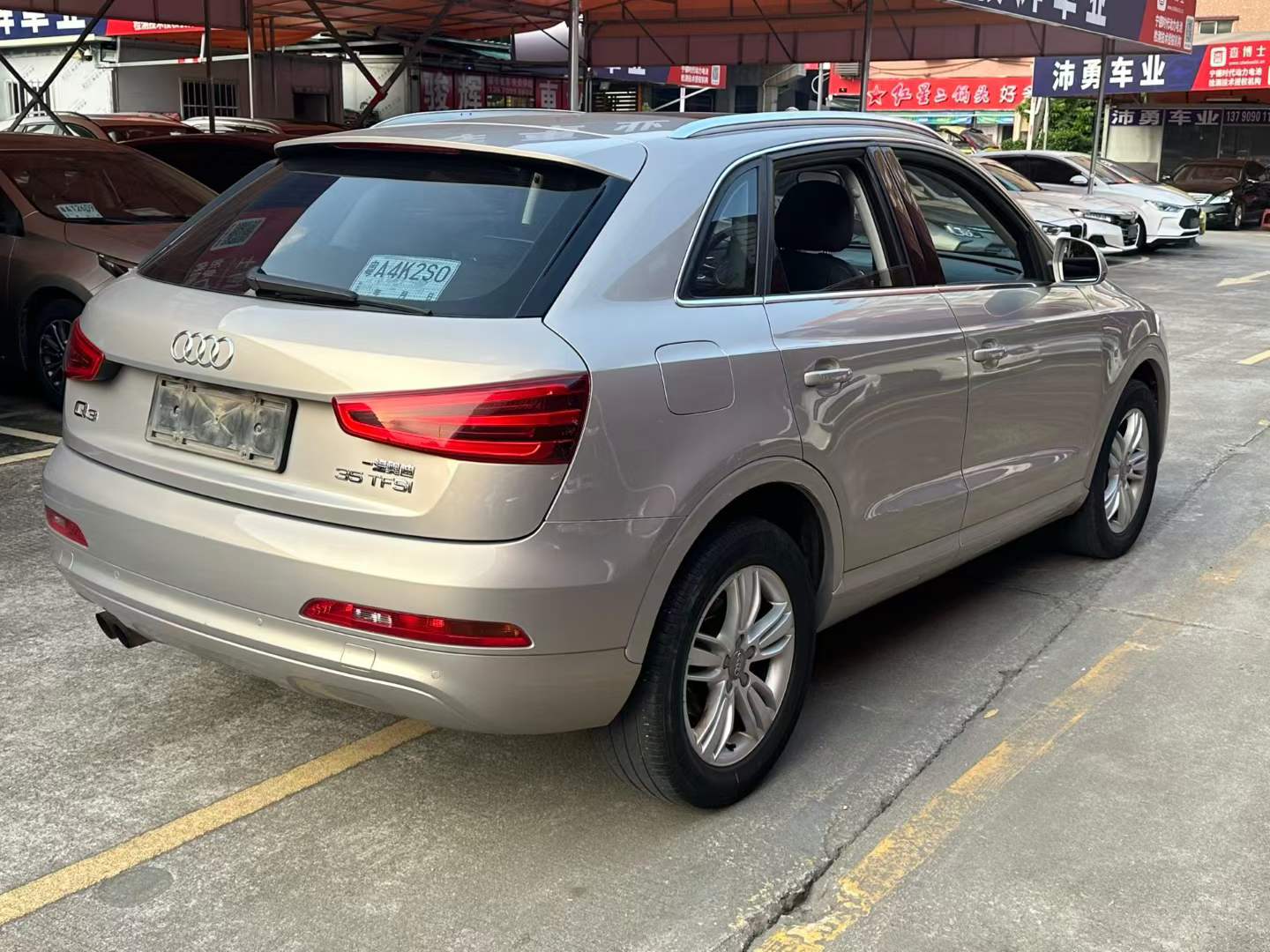 Audi Q3 2013 #6 Audi Q3 2013 car image #6