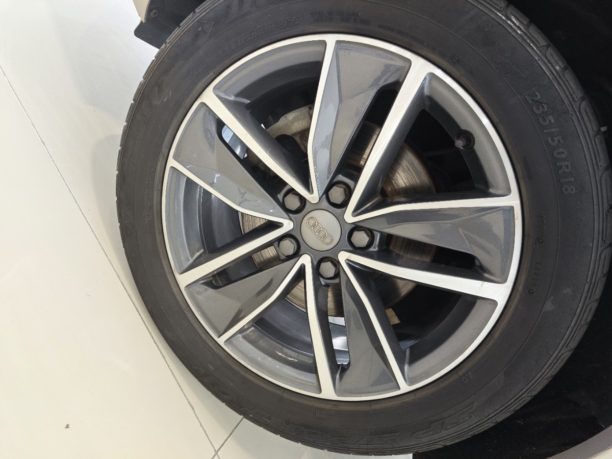 Audi Q3 2019 #3 Audi Q3 2019 car image #3