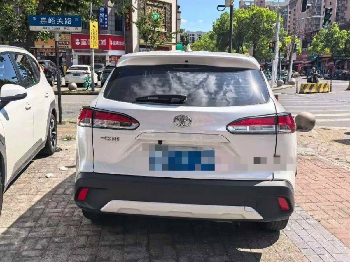 Toyota Corolla Cross 2025 #4 Toyota Corolla Cross 2025 صورة سيارة #4