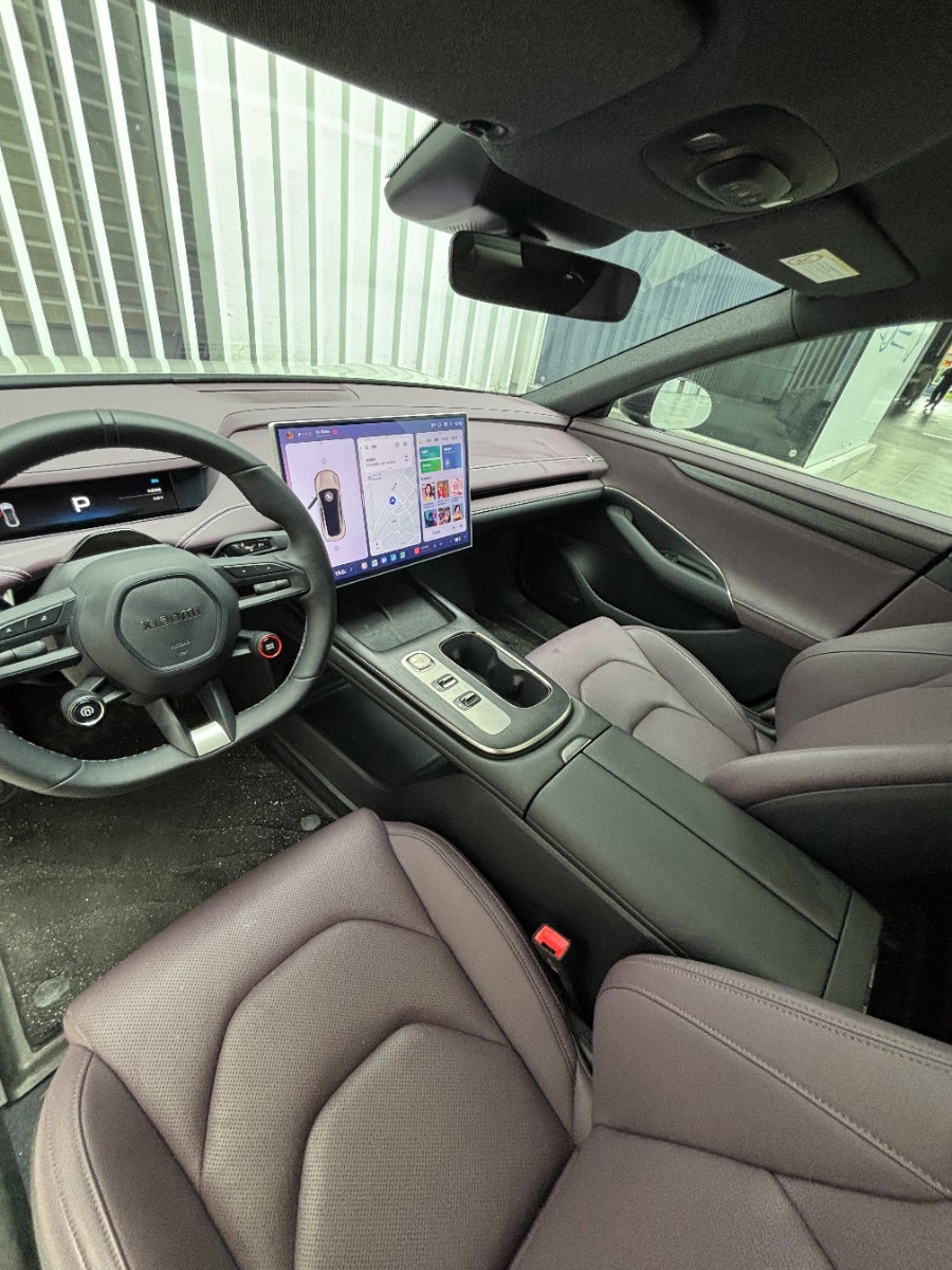 MI SU7 2025 car image #4