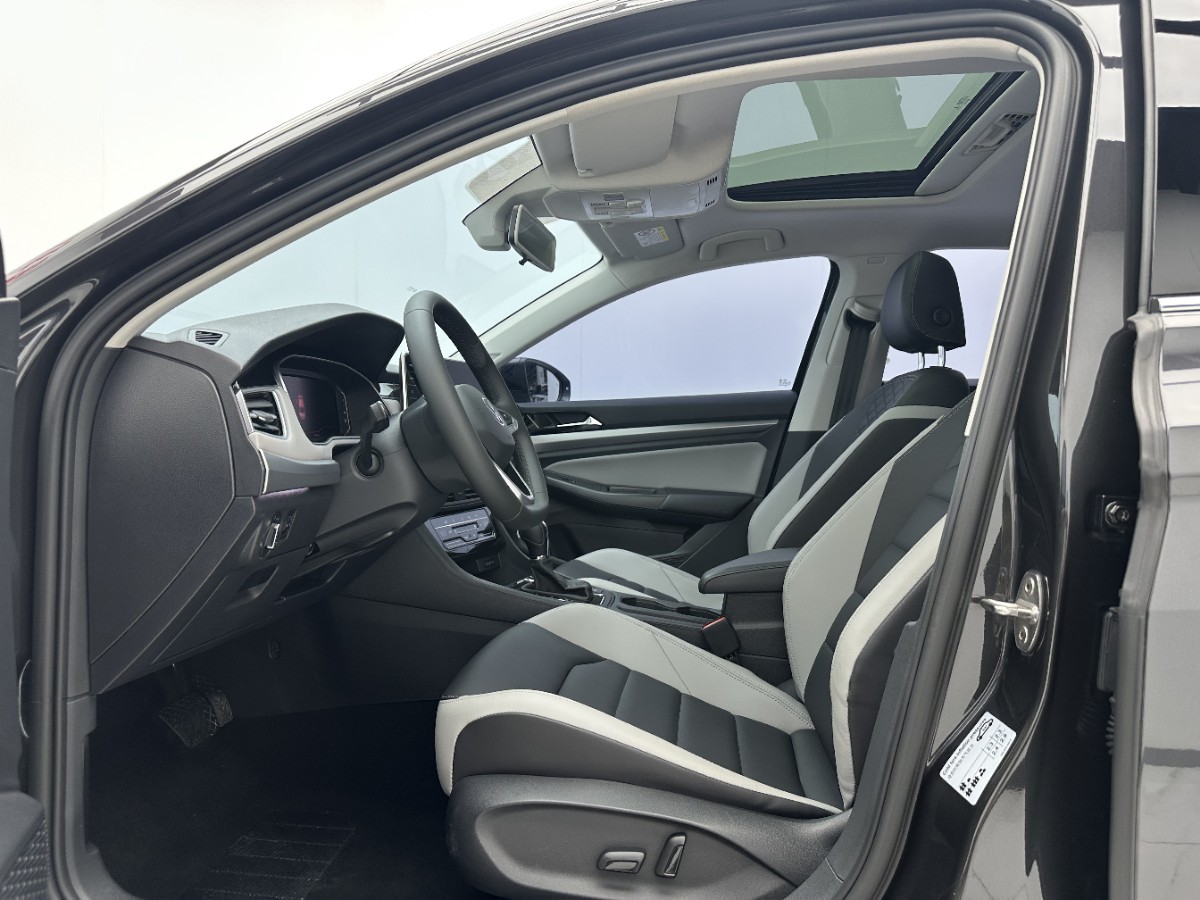 Volkswagen Bora 2022 car image #5