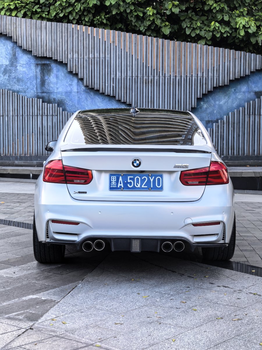 BMW 3 Series 2018 #8 BMW 3 Series 2018 car image #8