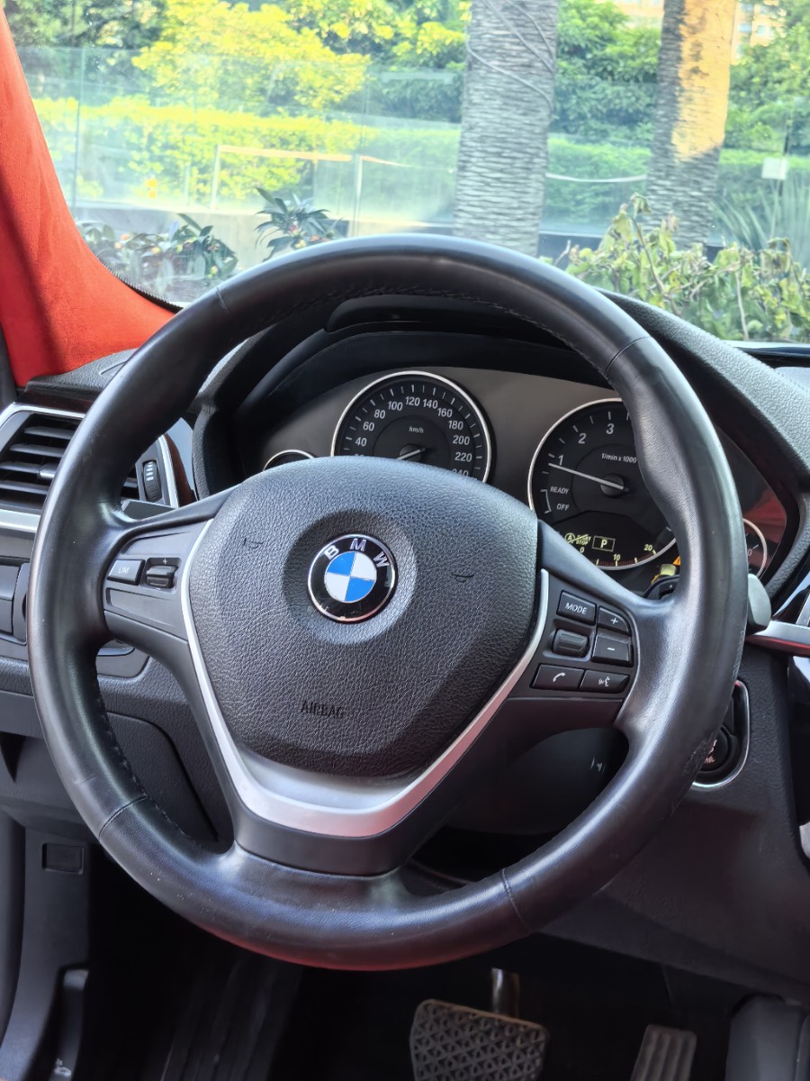 BMW 3 Series 2018 #11 BMW 3 Series 2018 car image #11