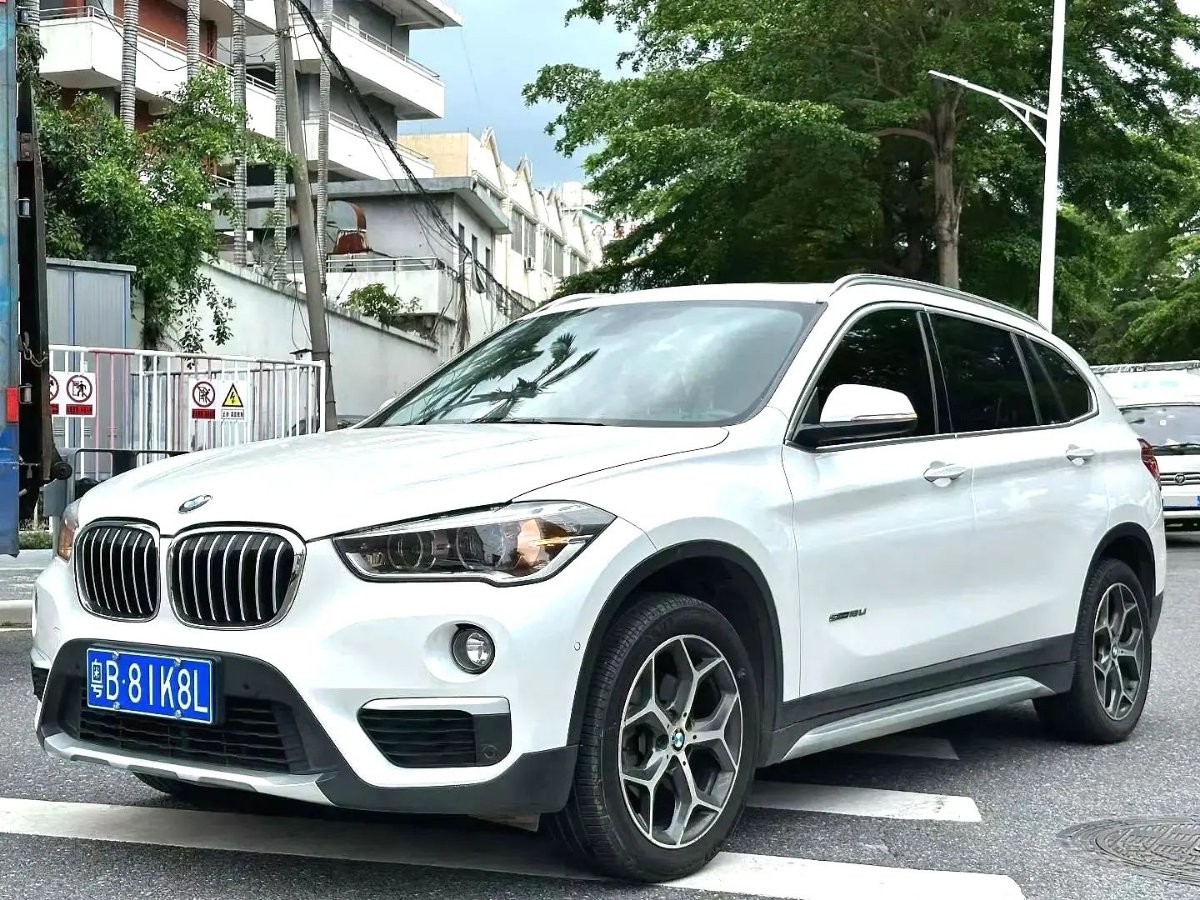 2017 2017 car image