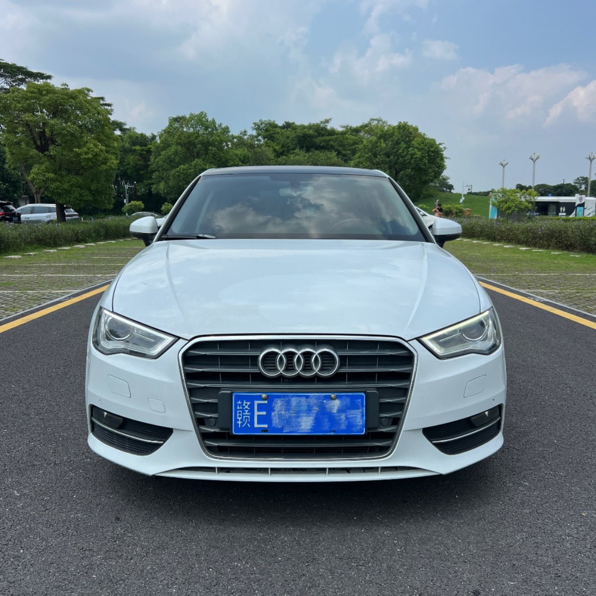Audi A3 2017 car image #2