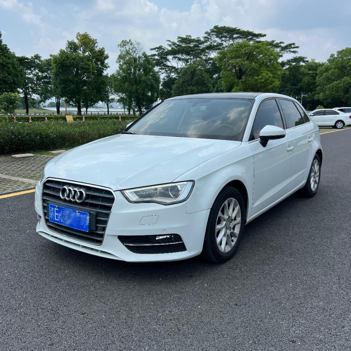 Audi A3 2017 car image 
