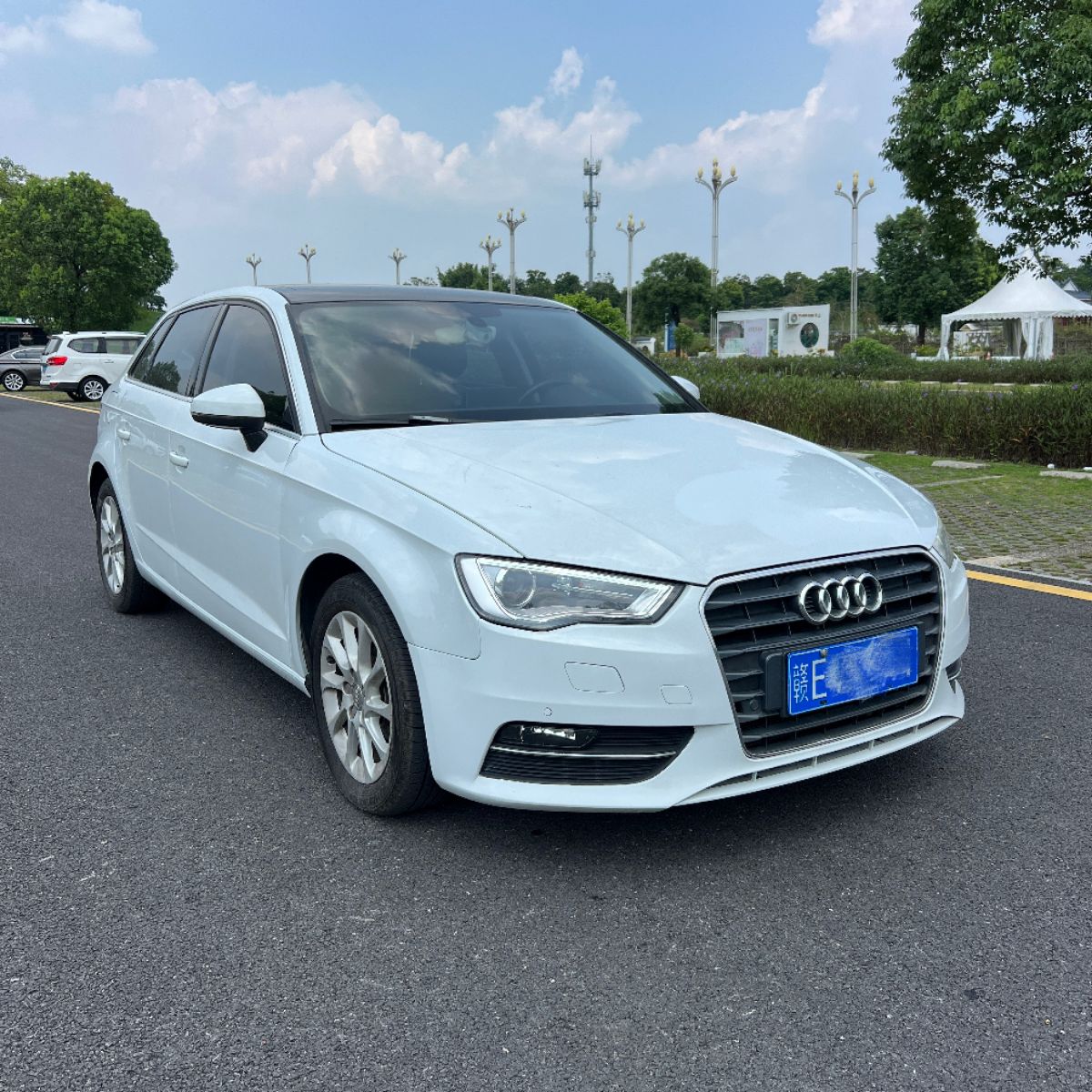 Audi A3 2017 car image #3