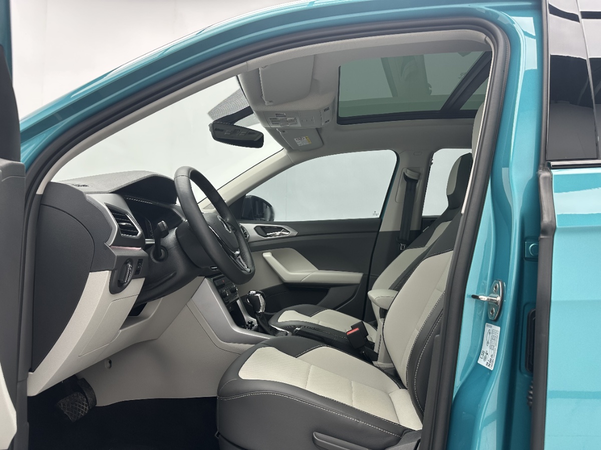 Volkswagen T-Cross 2022 #5 Volkswagen T-Cross 2022 car image #5