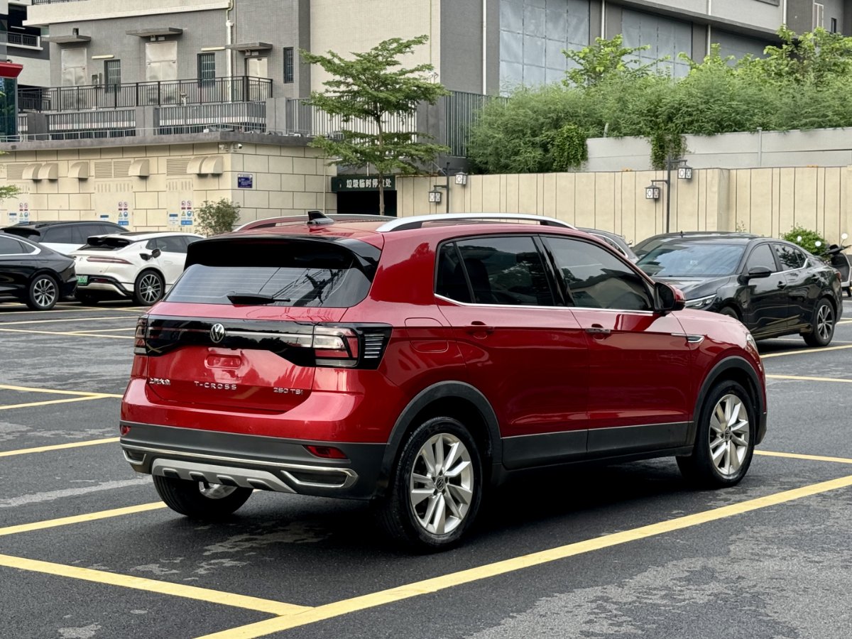 Volkswagen T-Cross 2022 car image #7
