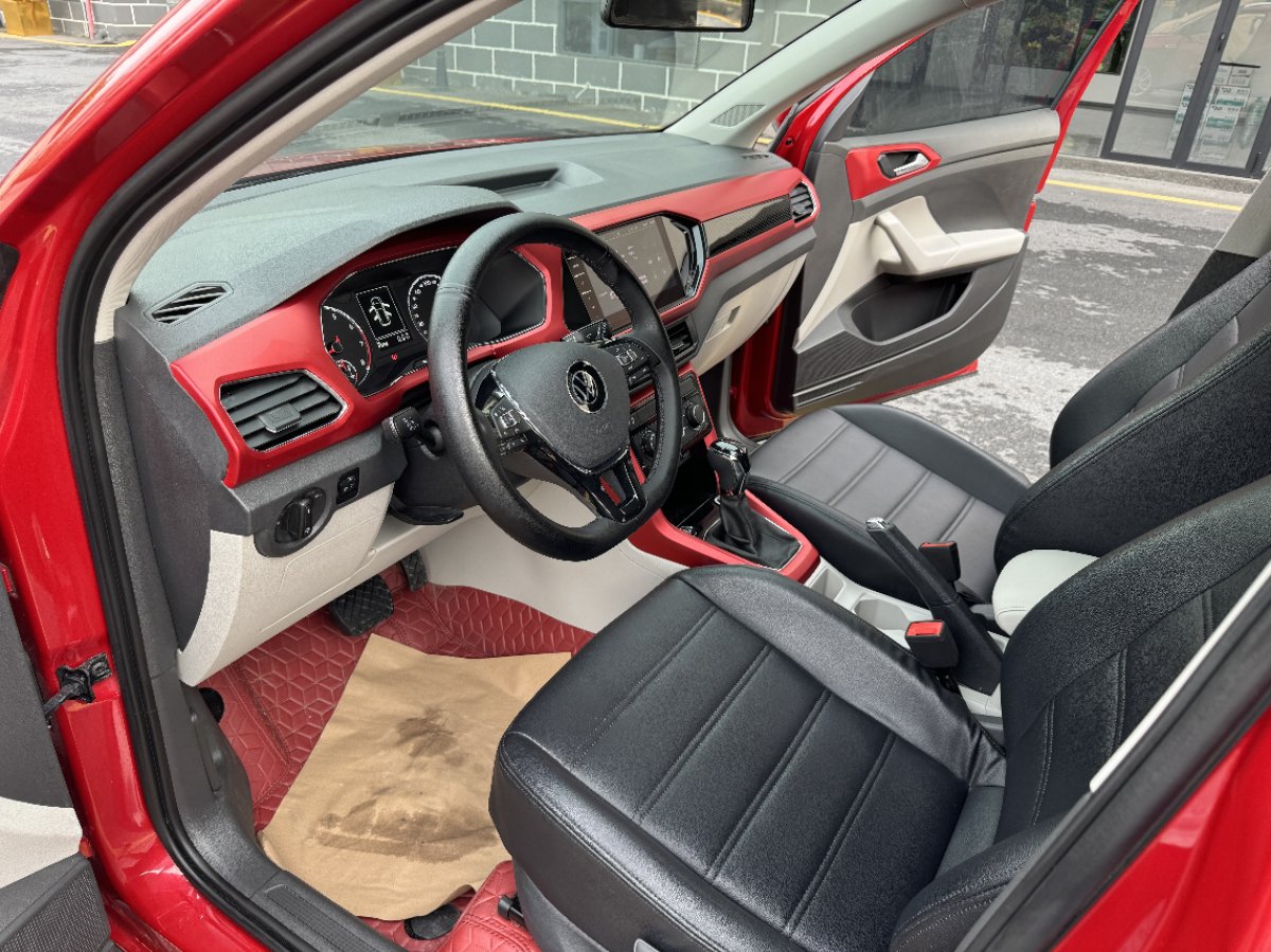 Volkswagen T-Cross 2022 car image #14