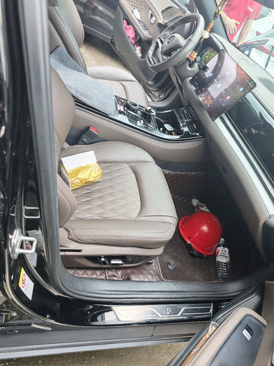BYD Han 2023 car image #3