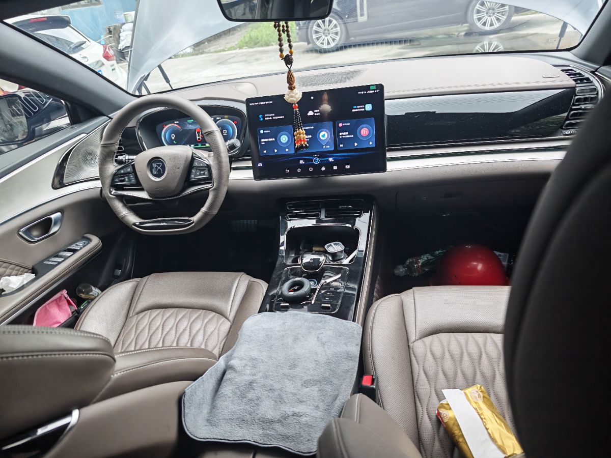 BYD Han 2023 car image #4